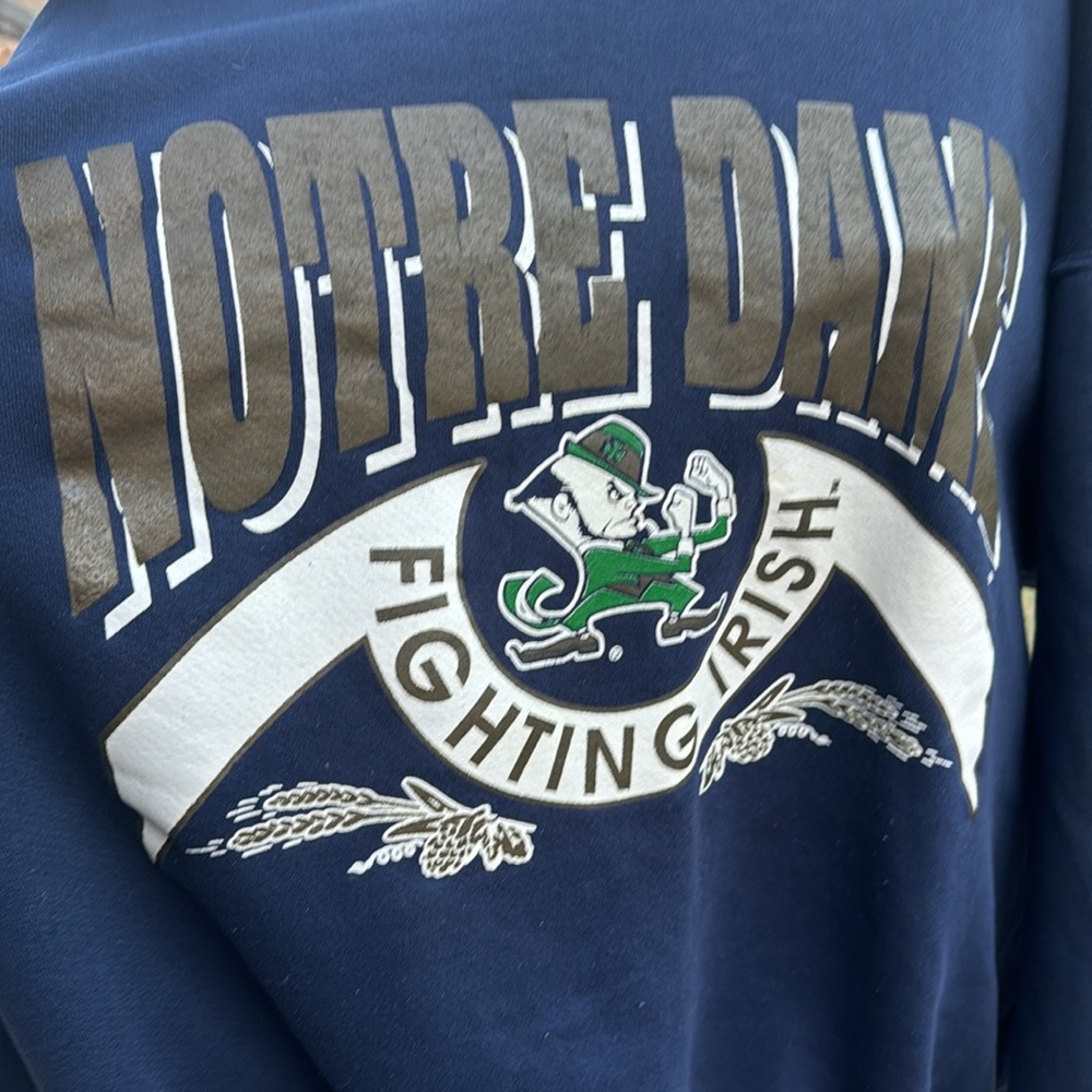 Notre dame Fighting Irish Blue sweatshirt USA made l vintage